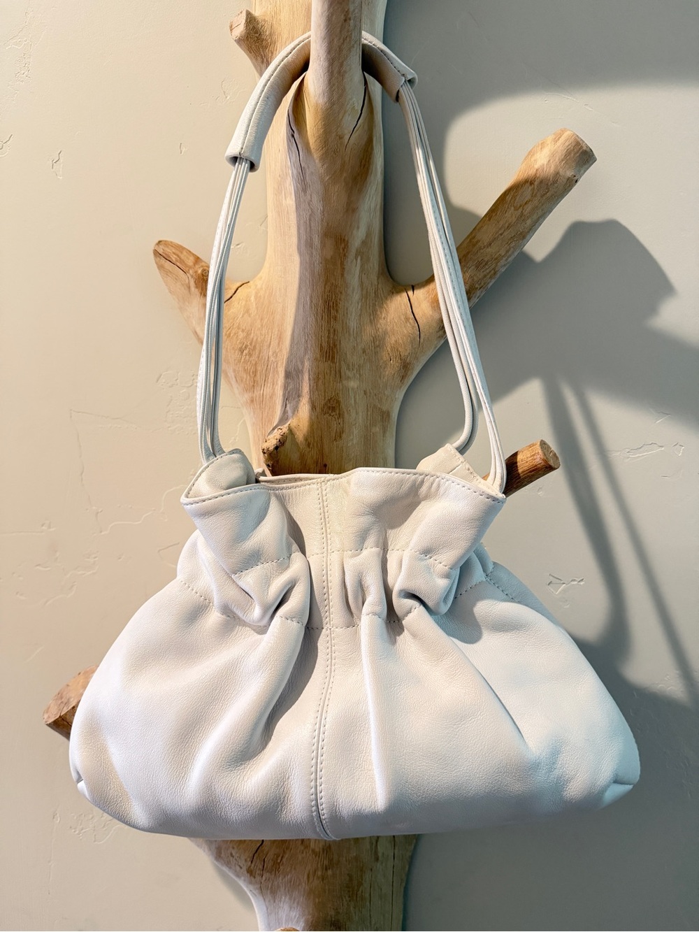 Furla White Soft Leather Shoulder Shoulder Bag Branded Dust Bag Included
